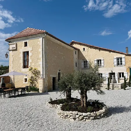 Maison De Terre