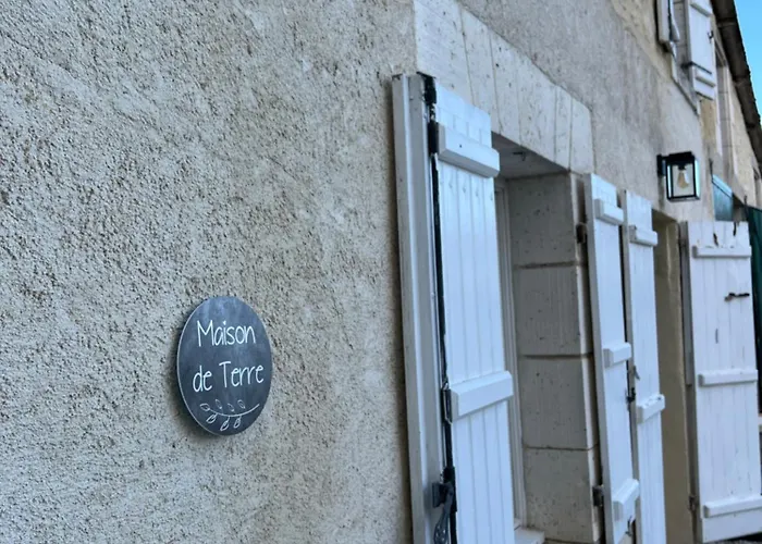 Maison De Terre Casa de Férias *